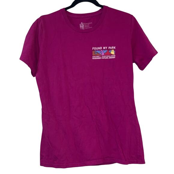 Canyonlands Pink Graphic Short Sleeve Tee Shirt - Picture 1 of 4